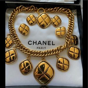 CHANEL Vintage Jewelry
